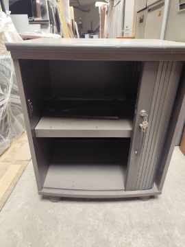 Тумба передвижная с замком (13.03.07), в количестве 10 штук, состояние удовлетворительное, пригодны к использованию. Местонахождение: г. Алматы, ул. Байзакова, дом 280.