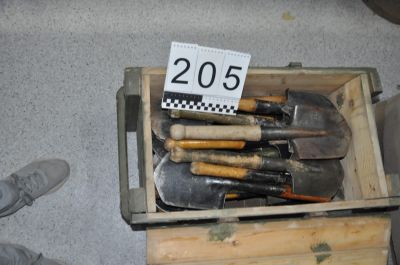 Инженерное имущество (лопаты: малые пехотные, саперная БСЛ, большая саперная, кирка-мотыга) в кол-ве. 1223 шт. находящегося в РГУ «Воинская часть 6654 НГ РК» Алматинская область, г.Алатау, мкр.Жетіген, зд.1.