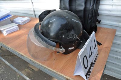 Индивидуальные средства защиты  (шлем и щит противоударный, комплект защитных щитков, наручники) в кол-ве. 239 шт. находящегося в РГУ «Воинская часть 5517 НГ РК» г.Уральск, ул.Жукова, д.6.