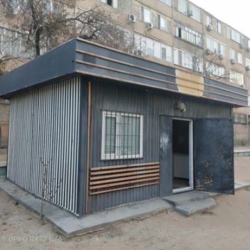 Мобильный торговый павильон, площадью 24 м2, расположенный по адресу: г. Актау, 14 мкр., у дома №9 Мобильді сауда павильоны, ауданы 24 м², Актау қаласы 14 ш/а, №9 үйдің қасында орналасқан