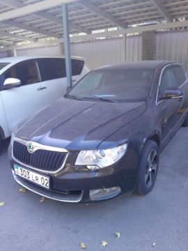 Бренд: АВТОМОБИЛЬ "SKODA SUPERB"; Гос. номер: 303LR02