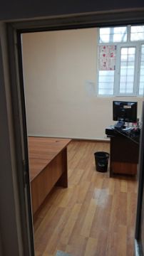 помещение в  адм.-бытовом корпусе в городе Шымкент (ст.казыгурт)
