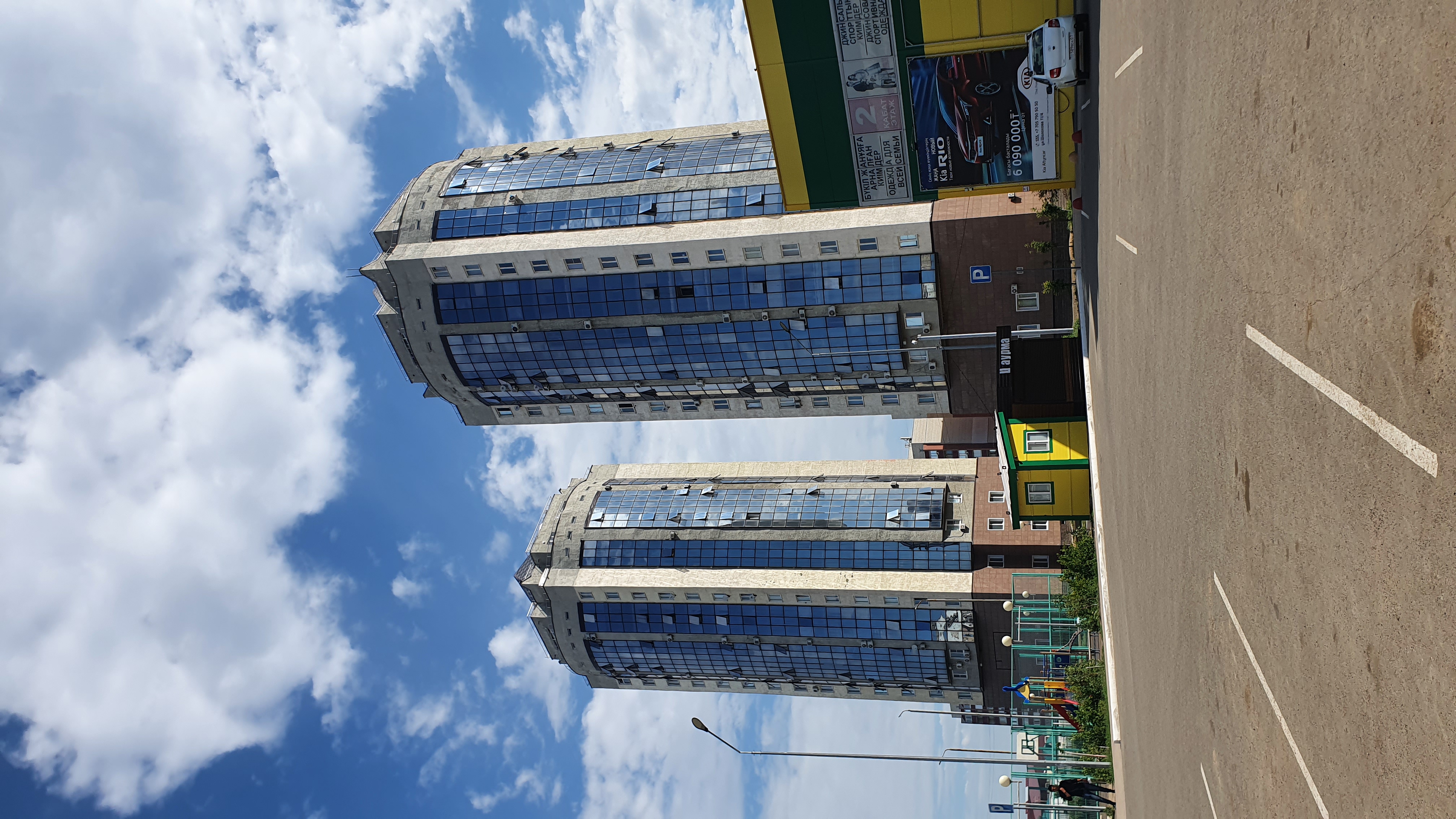 Недвижимость коммерческая (пентхаус), расположенная в г.Уральск, ул.Сырыма Датулы, д. 32/2, блок 2, 71 кв. (18-19 этажи)