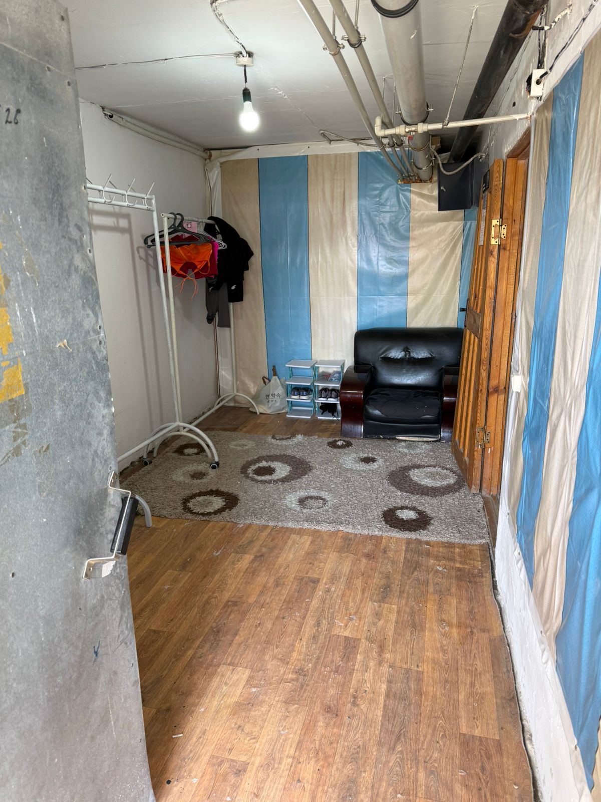 Нежилое помещение (подвал) - общей площадью 50,00 кв. м., местонахождение : область Жетису, Алакольский  р-н, пос. Достык, ул. Кошкарбаева, д.3 а. Целевое назначение объекта аренды - под фитнес.