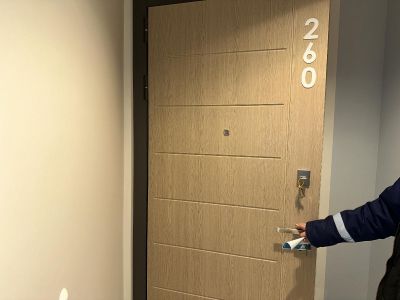 Трехкомнатная квартира, расположенная по адресу: г.Астана, р-н Есиль, ул. Александр Сызғанов, д. 1/1, кв.260