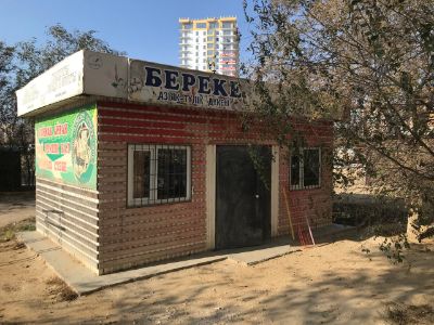 Мобильный торговый павильон, площадью 24 м2, расположенный по адресу: г. Актау, 28 мкр., у дома №29 Мобильді сауда павильоны, ауданы 24 м², Актау қаласы 28 ш/а, №29 үйдің қасында орналасқан