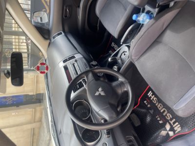 Легковой автомобиль Mitsubishi Outlander в количестве 1 ед. находящегося в Посольстве Республики Казахстан в Республике Азербайджан, г. Баку (на балансе войсковой части 14776 г. Астана)