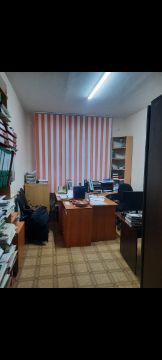 Помещение в здании машинносчетной станции , площадью 12,90 кв.м.