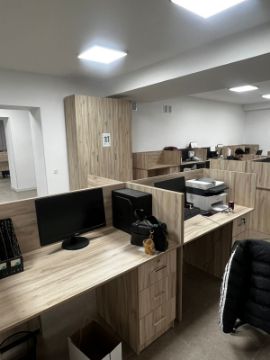 Нежилое помещение - общей площадью 7,92 кв.м., местонахождение: область Жетысу, Алакольский район, ул. Темиржолшылар, дом 11. Целевое назначение объекта аренды - под офис.