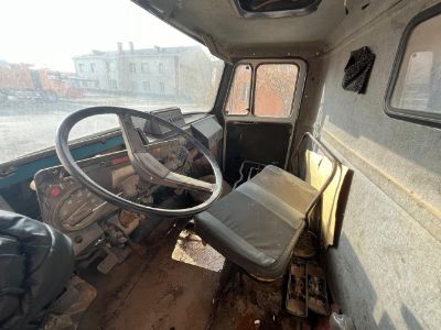 Бренд: ЗИЛ 494560 КО-713-Н, Грузовой; Гос. номер: 904AI11