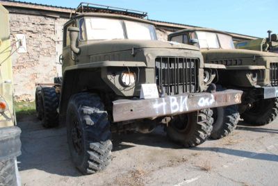 Автомобильное шасси Урал-375 (ш: 235852) в количестве 1 ед. находящегося в Войсковой части 03825 (с.им.А.Токпанова)