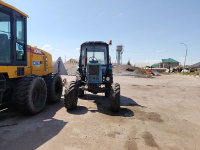 Трактор МТЗ-82 с навесн.оборуд. г/н H051AHD, 2005 г.в.