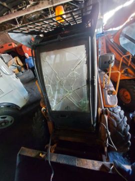 Бренд: ПОГРУЗЧИК АМКОДОР-211; Гос. номер: Z975AHD