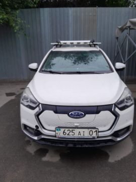 Бренд: АВТОМОБИЛЬ "JAC IEV7S"; Гос. номер: 625AI01