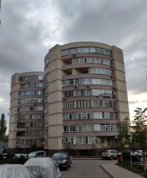 Кладовые помещения в количестве 29 единиц, в подвальном этаже жилого дома расположенного по адресу: г.Алматы, р-н Наурызбайский, мкр.Каргалы, ул.Кенесары Хан, д.54/8 корп.1, 54/8 корп.2