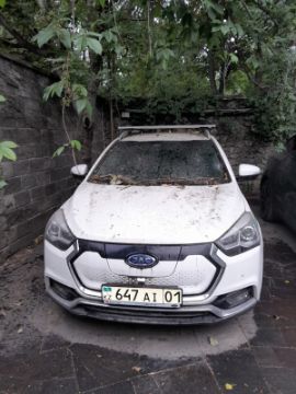 Бренд: АВТОМОБИЛЬ "JAC IEV7S"; Гос. номер: 647AI01