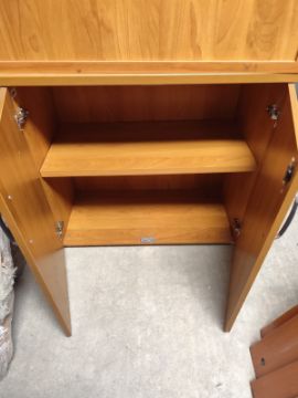 Шкаф /600*490*720/ 2 (13.03.07), в количестве 5 штук, состояние удовлетворительное, пригодны к использованию. Местонахождение: г. Алматы, ул. Байзакова, дом 280.