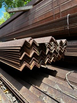 Строительные материалы. Профили гнутые, стальные. Местонахождение - г.Алматы.