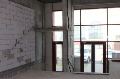 Недвижимое имущество в виде нежилых помещений в торговой галерее Festival Avenue, общей площадью 761,0 кв.м.