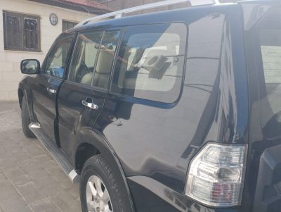 Легковой автомобиль «Mitsubishi Pajero» посольства РК в Иорданском Хашимитском Королевстве (г.Оман)