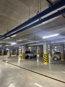 Парковочное место, расположенное в ЖК "Altyn Saulet 2" по адресу: г.Астана, р-н Нура, ул. Е 429, д. 14/1, п.м. 127, общей площадью 19,2 кв.м.