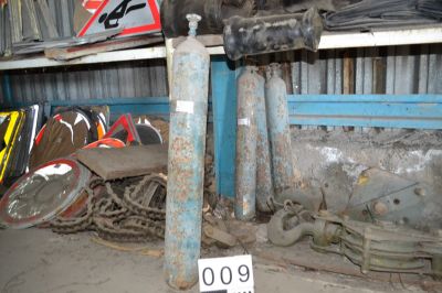 Имущество КЭС (баллон кислородный, муфта, нагель, скобы, болты, металлический якорь) в количестве 200 пар, 307 шт., 4879 кг. находящегося в 26 дорожно-эксплуатационном участке (г.Астана, ул.Ондирис, д.12)