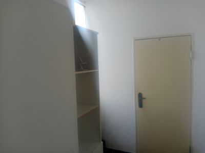 Нежилое помещение - общей площадью 27,00 кв.м., местонахождение: область Жетысу, Панфиловский район, с. Атамекен, ст. Алтынколь. Целевое назначение объекта аренды - под офис.