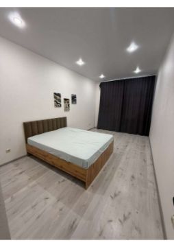 Трехкомнатная квартира, расположенная по адресу ВКО, г. Усть-Каменогорск, пр. Каныша Сатпаева, д. 84/4, блок 2, кв. 27