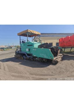 Бренд: Асфальтоукладчик RP951A; Гос. номер: B424BFD