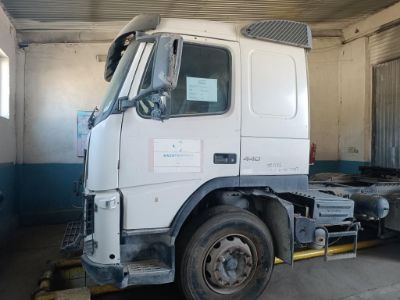ГРУЗОВОЙ АВТОМОБИЛЬ "VOLVO FM 440"