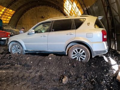 АВТОМОБИЛЬ "SSANG YONG REXTON"