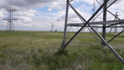 Земельный участок, общей площадью 3га, кадастровый номер 01:011:091:177, местонахождение Акмолинская область, Целиноградский район, Талапкерский сельский округ, 96-й разъезд, целевое назначение - строительство производственной базы, ограничения в использовании и обременения земельного участка - нет, участок - делимый