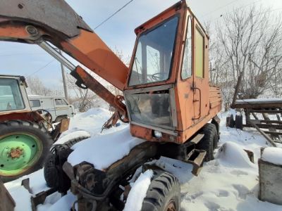 Бренд: ЭКСКАВАТОР "ЭО-3323"; Гос. номер: P813ACD