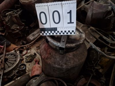 Лом черных и цветных металлов в кол-ве 4 940,3 кг. расположенное в РГУ "Актюбинская районная эксплуатационная часть" (г.Актобе, Промышленная зона).