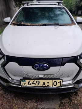 Бренд: АВТОМОБИЛЬ "JAC IEV7S"; Гос. номер: 649AI01
