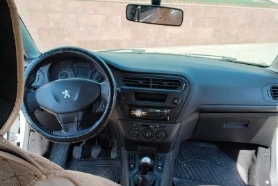 Бренд: АВТОМОБИЛЬ "PEUGEOT 301"; Гос. номер: 975BM01