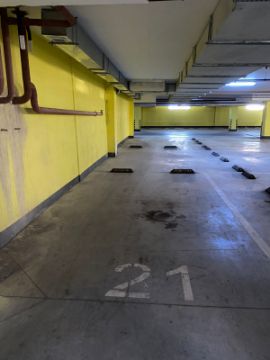 Парковочное место 21, расположенное в г.Астана, ул.И.Омаров, д.27, общей площадью 12,5 кв.м.