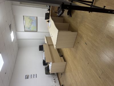 Аренда офисного помещения, на 1-м этаже расположенный в административном здании в г.Астана, ул.Қонаева, 6, общей площадью 9,00 кв.м.