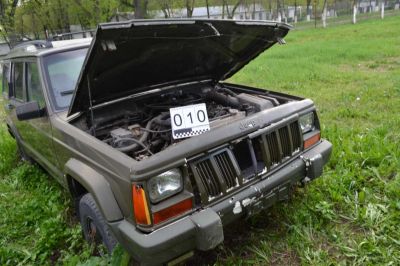 Легковой автомобиль Джип Чероки Jeep BG7250 ЕL (д. 0304182) в количестве 1 ед.