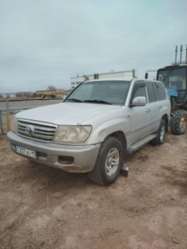 Бренд: Toyota Land Cruiser 105gx; Гос. номер: 237AU13