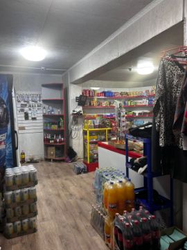 Нежилое помещение (подвал) - Общей площадью 44,00 кв. м., местонахождение: область Жетису, Алакольский  р-н, пос. Достык, ул. Калдаякова, д. 14. Целевое назначение объекта аренды – под магазин.