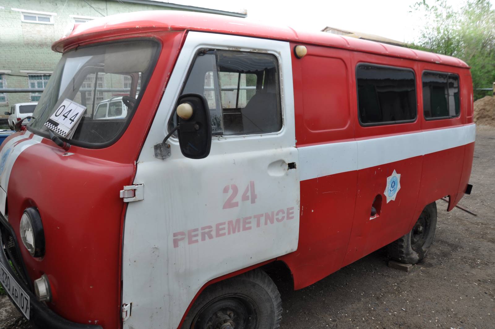 Автомобиль УАЗ-396292 № VIN/кузов/шасси – 37410020156841 Двигатель № -V0105061/235003000006