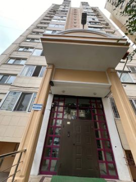 Трехкомнатная квартира, расположенная по адресу: город Астана, район Сарыарка, мкр.Самал, дом 3, квартира 2