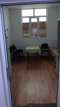 Помещение в административно-бытовом корпусе в городе Шымкент (ст.Казыгурт)