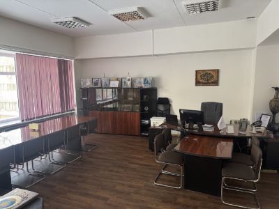 Нежилое помещение - общей площадью 189,9 кв.м., местонахождение: г. Алматы, район Алмалинский, проспект Н. Назарбаева, дом 127. Целевое назначение объекта аренды - под офис.