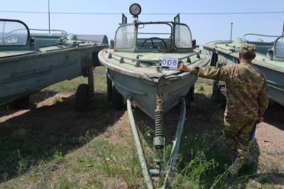 Буксирно-моторный катер БМК-150 (БМК-150М) (Судно б/н, прав. д.4273942) в количестве 1 ед. находящегося в Войсковой части 10228 (Алматинская обл., г. Конаев, 2-я линия)