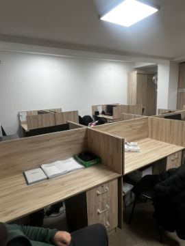 Нежилое помещение - общей площадью 16,9 кв.м., местонахождение: область Жетысу, Алакольский район, ул. Темиржолшылар, дом 11. Целевое назначение объекта аренды - под офис.