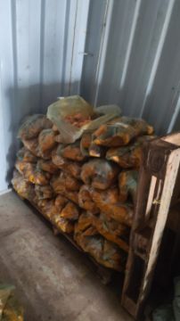 Взрывчатые вещества, состоящие из: тротил в количестве 35 468,94 кг; гексоген А-IX-1 в количестве 1052,19 кг; гексоген А-IX-2 в количестве 10 370,52 кг; порох пироксилиновый гранулированный в количестве 28 451,89 кг; порох пироксилиновый трубчатый в количестве 71,07 кг; порох баллиститный в количестве 7 138,93 кг. Местонахождение - Туркестанская область, г.Арыс, с/о Дарменинский, уч.квартал 028, уч. 448 (на участке утилизации боеприпасов).